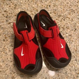 Kids Nike sandals- boys